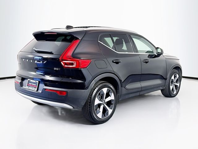 2025 Volvo XC40 Plus Bright Theme