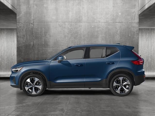 2025 Volvo XC40 Plus Bright Theme