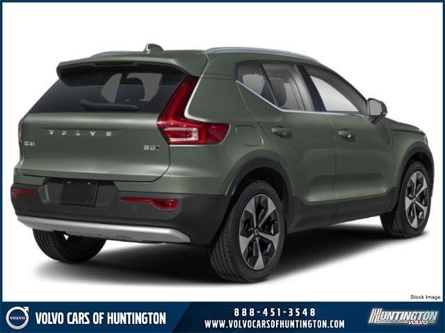 2025 Volvo XC40 Plus Bright Theme