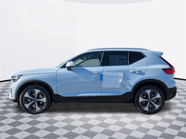 2025 Volvo XC40 Plus Bright Theme