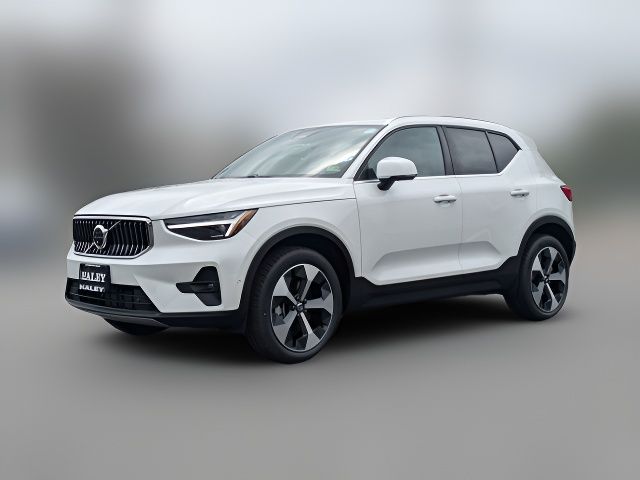 2025 Volvo XC40 Plus Bright Theme