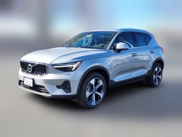 2025 Volvo XC40 Plus Bright Theme