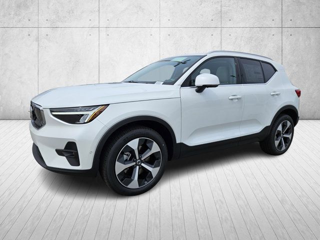 2025 Volvo XC40 Plus Bright Theme