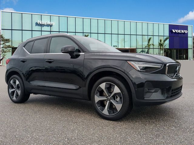 2025 Volvo XC40 Plus Bright Theme