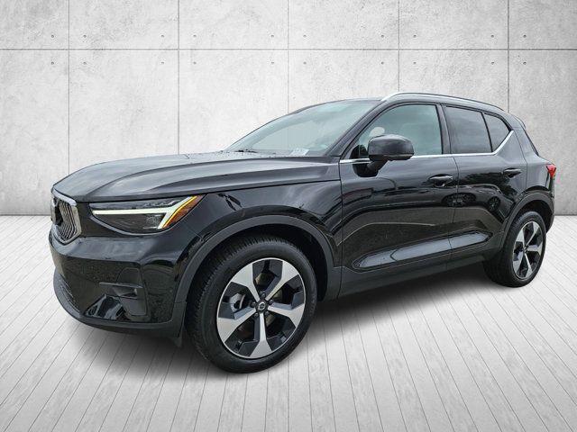 2025 Volvo XC40 Plus Bright Theme