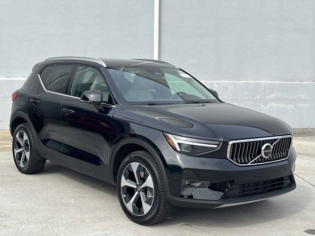 New Black Volvo XC40 with Sunroof For Sale in Atlanta, GA | Auto Navigator