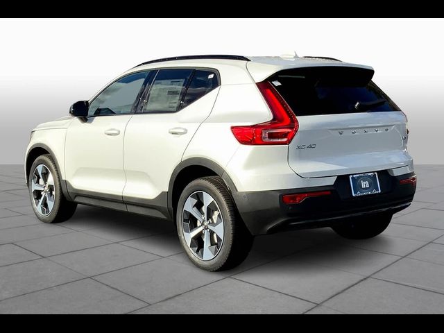 2025 Volvo XC40 Plus Dark Theme