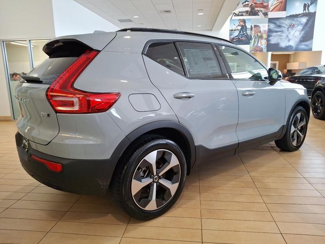 2025 Volvo XC40 Plus Dark Theme