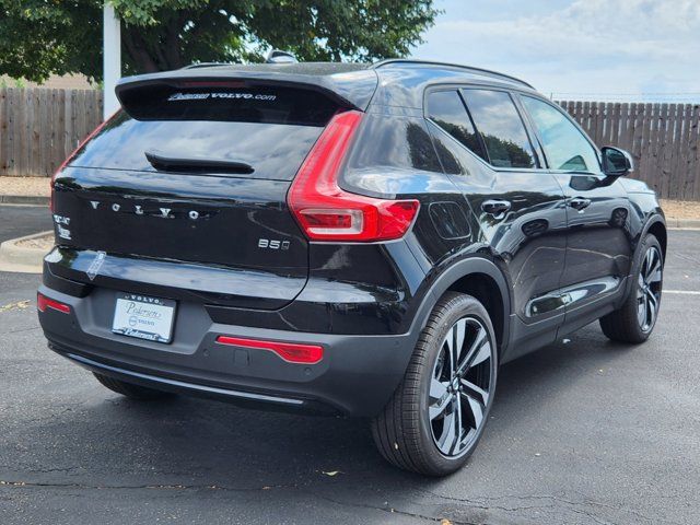 2025 Volvo XC40 Plus Dark Theme