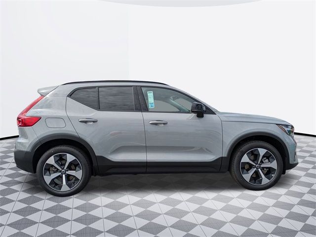 2025 Volvo XC40 Plus Dark Theme