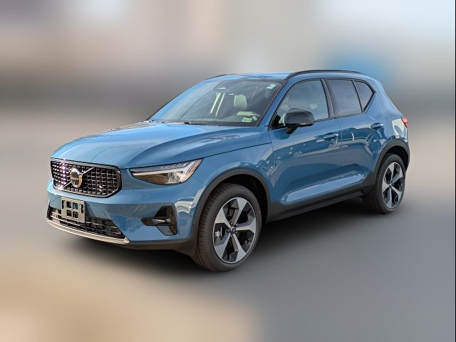 2025 Volvo XC40 Plus Dark Theme