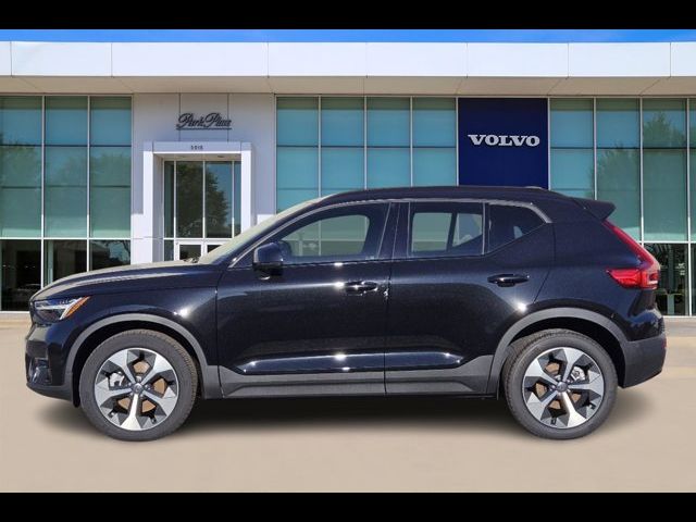 2025 Volvo XC40 Plus Dark Theme