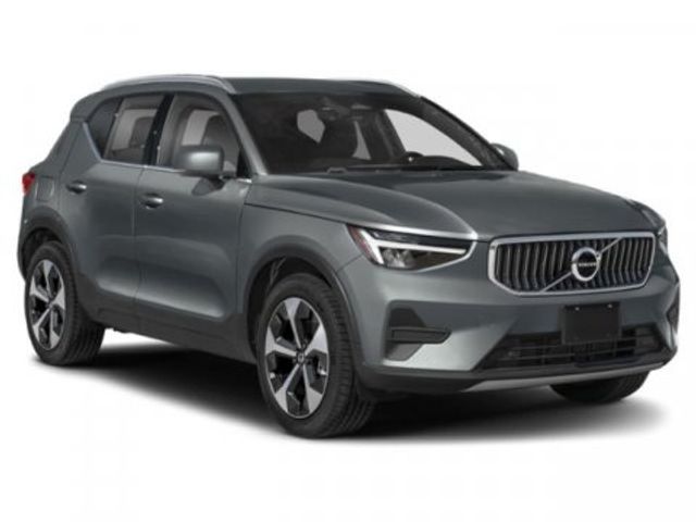 2025 Volvo XC40 Plus Dark Theme