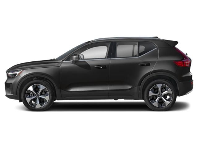 2025 Volvo XC40 Plus Dark Theme