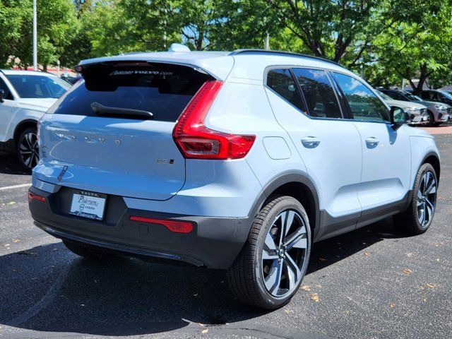 2025 Volvo XC40 Plus Dark Theme