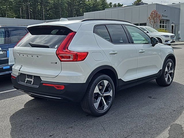 2025 Volvo XC40 Plus Dark Theme