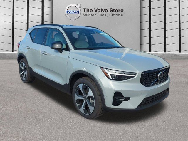 2025 Volvo XC40 Plus Dark Theme