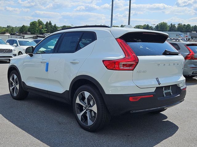 2025 Volvo XC40 Plus Dark Theme