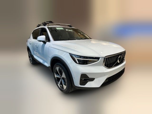 2025 Volvo XC40 Plus Bright Theme