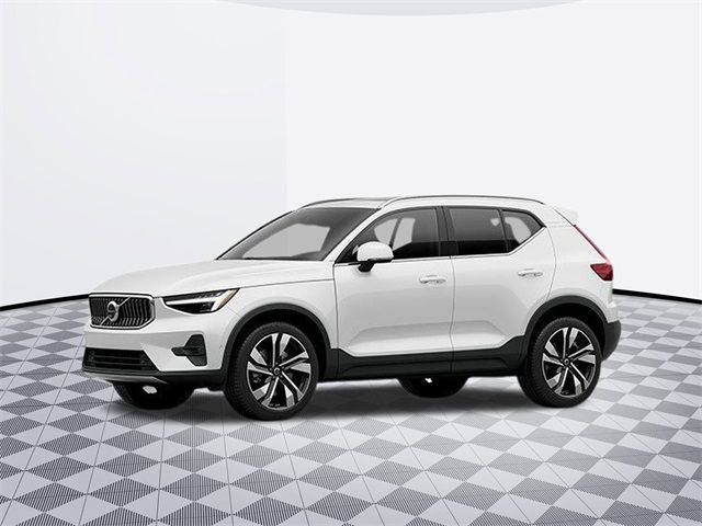 2025 Volvo XC40 Ultra Bright Theme