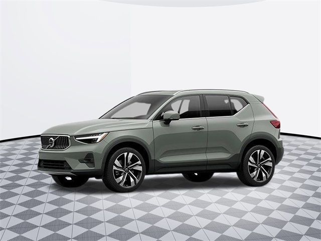 2025 Volvo XC40 Ultra Bright Theme