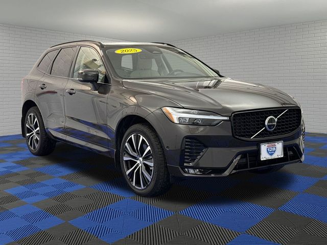 2025 Volvo XC60 Plus