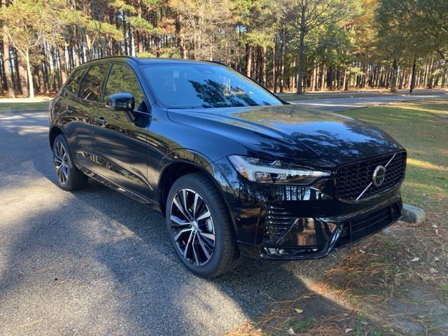 2025 Volvo XC60 Plus