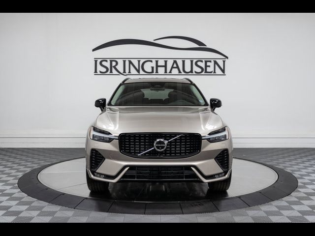 2025 Volvo XC60 Plus