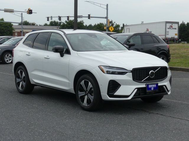 2025 Volvo XC60 Plug-In Hybrid Plus