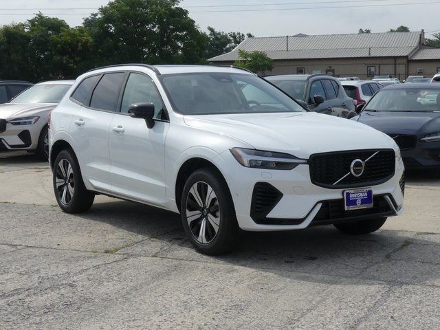 2025 Volvo XC60 Plug-In Hybrid Plus