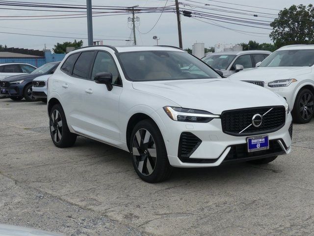 2025 Volvo XC60 Plug-In Hybrid Ultra