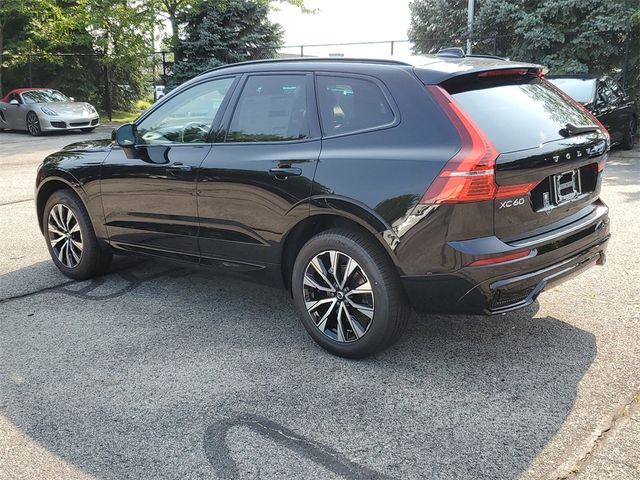 2025 Volvo XC60 Core