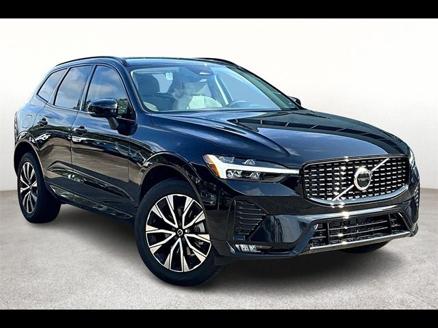 2025 Volvo XC60 Core