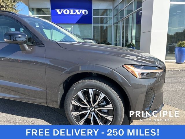 2025 Volvo XC60 Core
