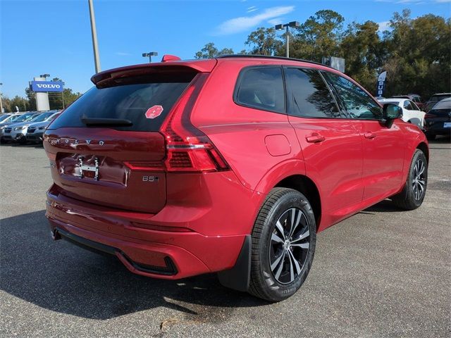 2025 Volvo XC60 Core