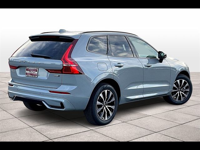 2025 Volvo XC60 Core