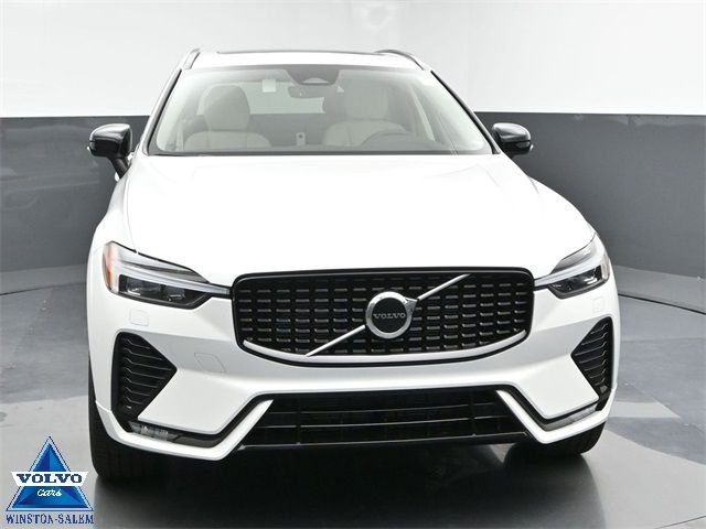 2025 Volvo XC60 Core