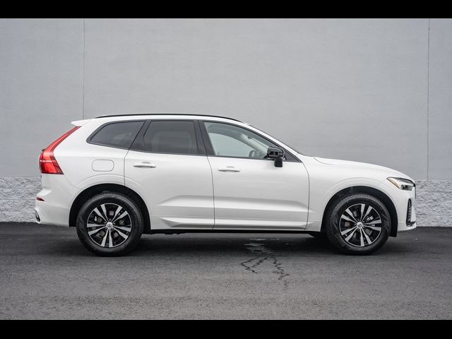 2025 Volvo XC60 Core