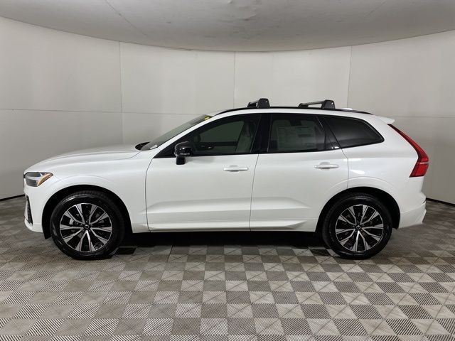 2025 Volvo XC60 Core