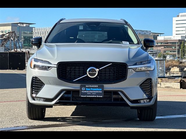 2025 Volvo XC60 Core