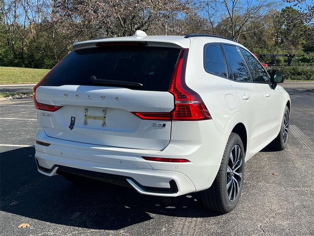 2025 Volvo XC60 Core