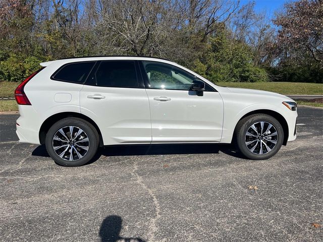 2025 Volvo XC60 Core