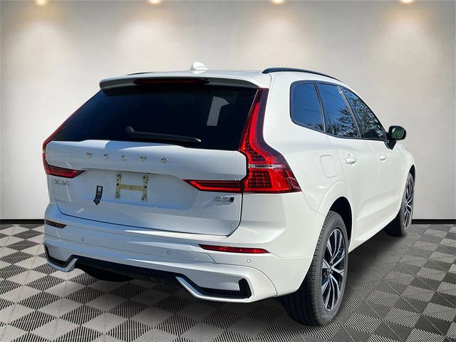 2025 Volvo XC60 Core