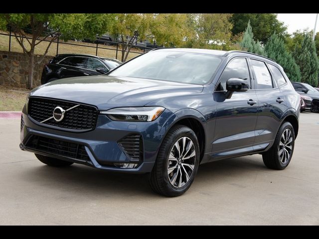 2025 Volvo XC60 Core