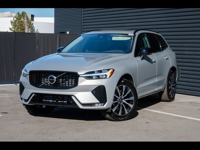 2025 Volvo XC60 Core