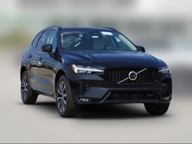 2025 Volvo XC60 Core