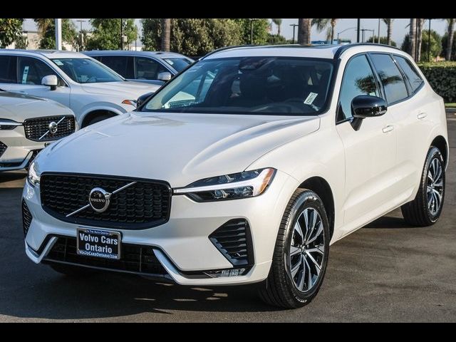 2025 Volvo XC60 Core