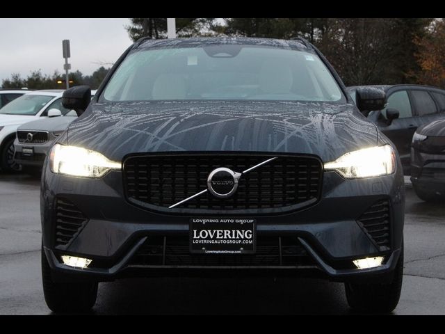 2025 Volvo XC60 Core