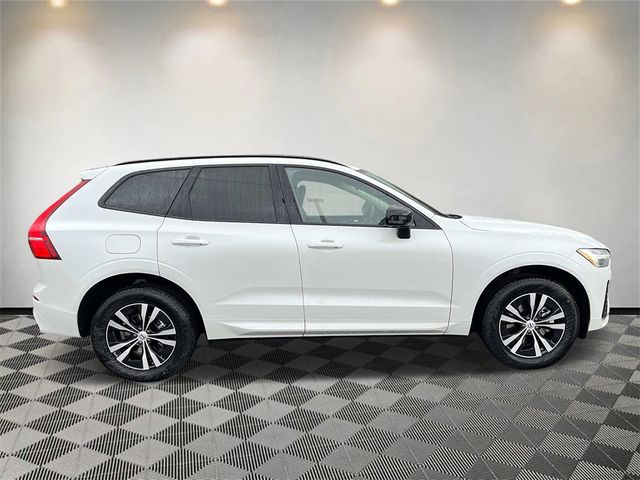 2025 Volvo XC60 Core