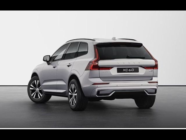 2025 Volvo XC60 Core